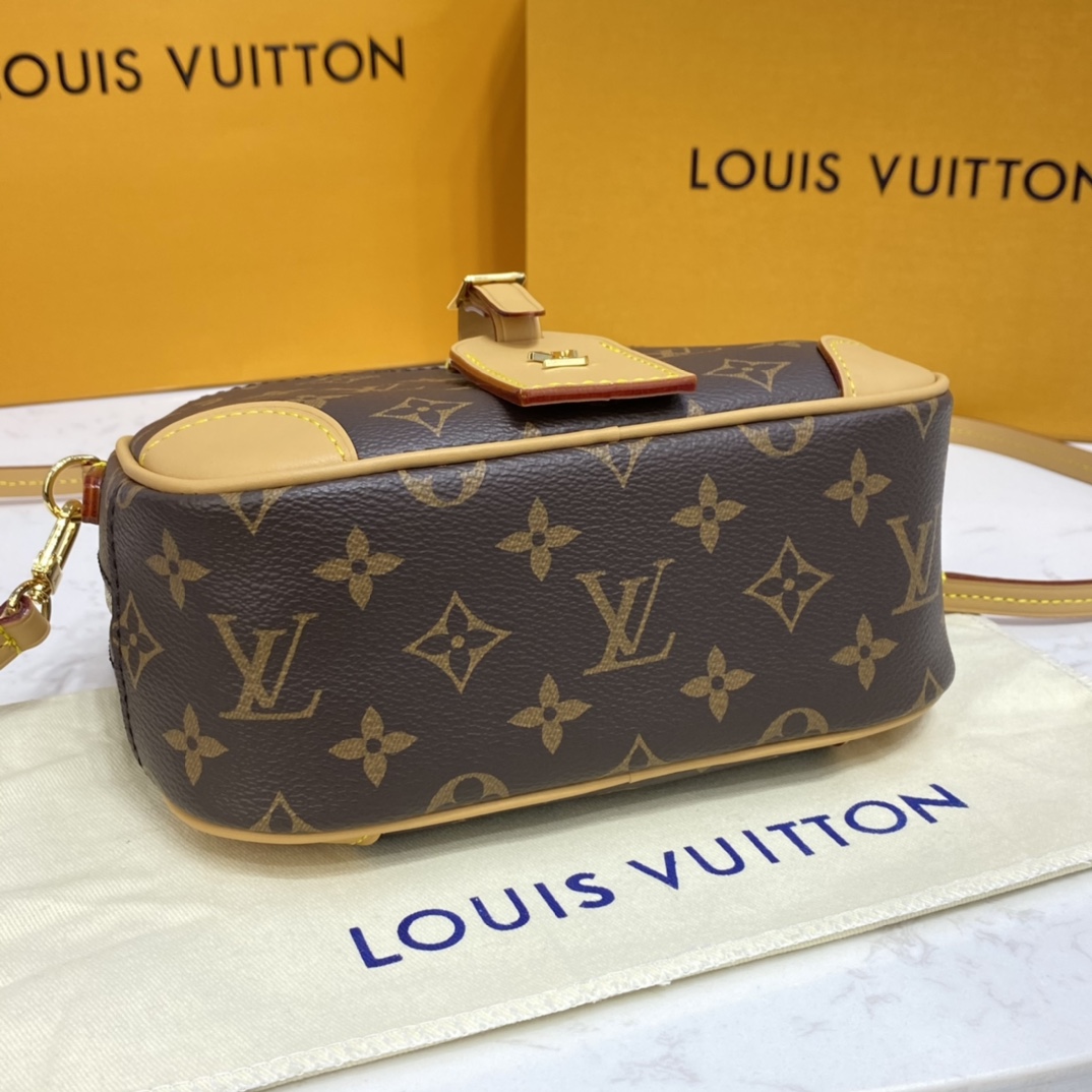 Louis Vuitton MINI DEAUVILLE Tote Handbag Monogram M45528 